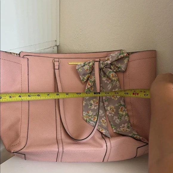 Steve Madden Pink Tote with Floral Scarf - Picture 6 of 6